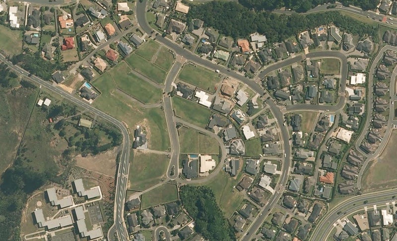7 Manhattan Rise, Orewa, Orewa - Carousel 1