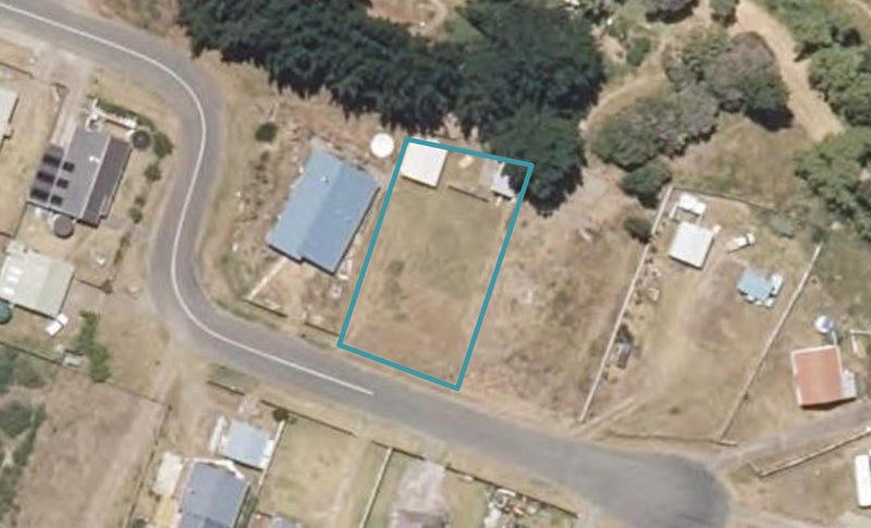3 Barclay Grove, Hokio Beach, Levin - Carousel 1