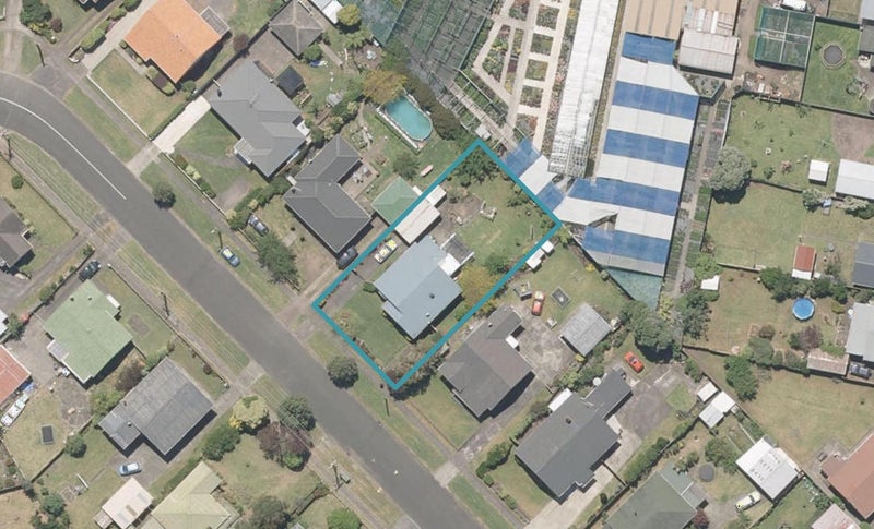 14 Muir Street, Gonville, Whanganui - Carousel 1