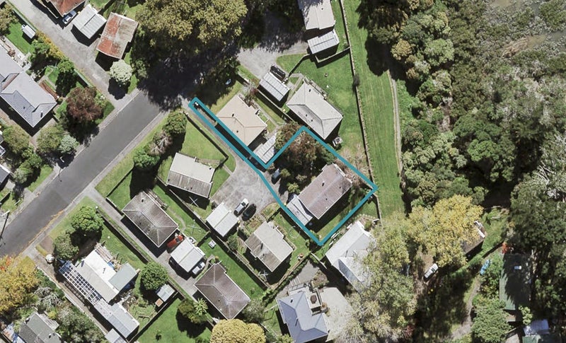 27 Ranch Avenue, Beach Haven, Auckland - Carousel 1