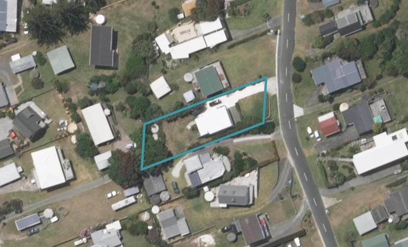 20 Eveline Street, Mangawhai Heads, Mangawhai - Carousel 1