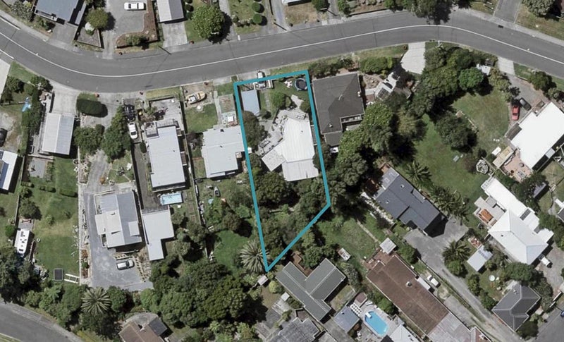 14 Eatwell Avenue, Paraparaumu Beach, Paraparaumu - Carousel 1