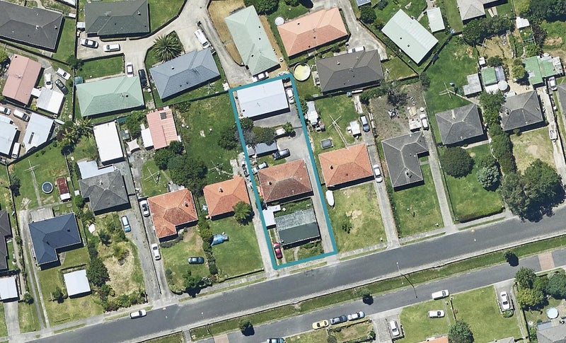 17C Hampton Terrace, Parkvale, Tauranga - Carousel 1
