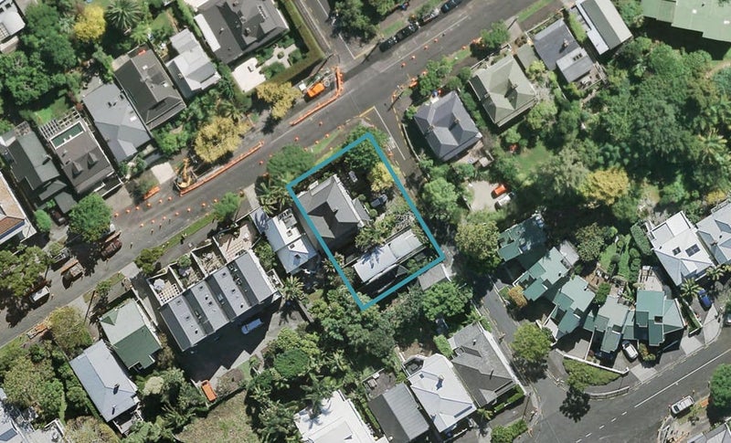 4 Heke Street, Freemans Bay, Auckland - Carousel 1
