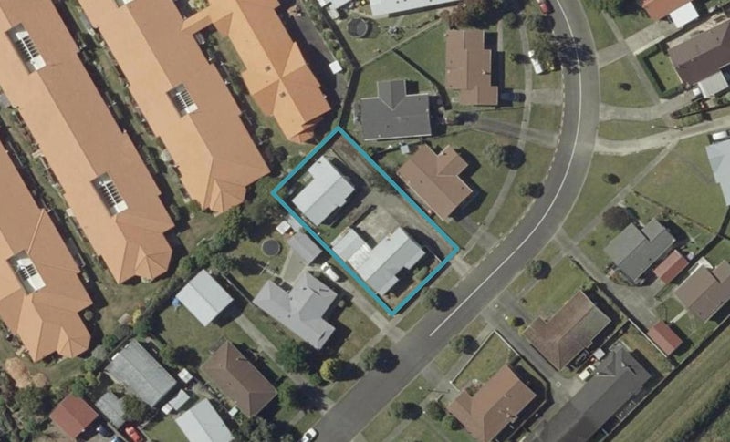 38B Chatsworth Place, Highbury, Palmerston North - Carousel 1
