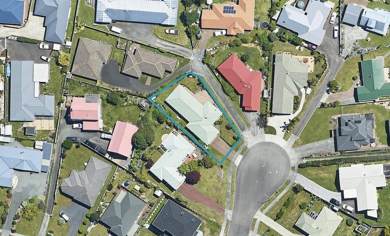 6 Everard Place, Ngongotaha, Rotorua - Carousel 1
