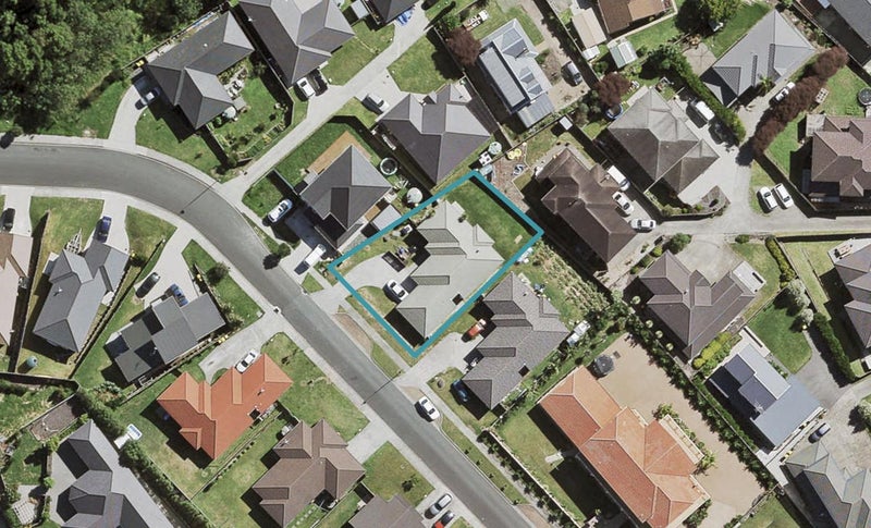 45 Tiriwa Drive, Massey, Auckland - Carousel 1