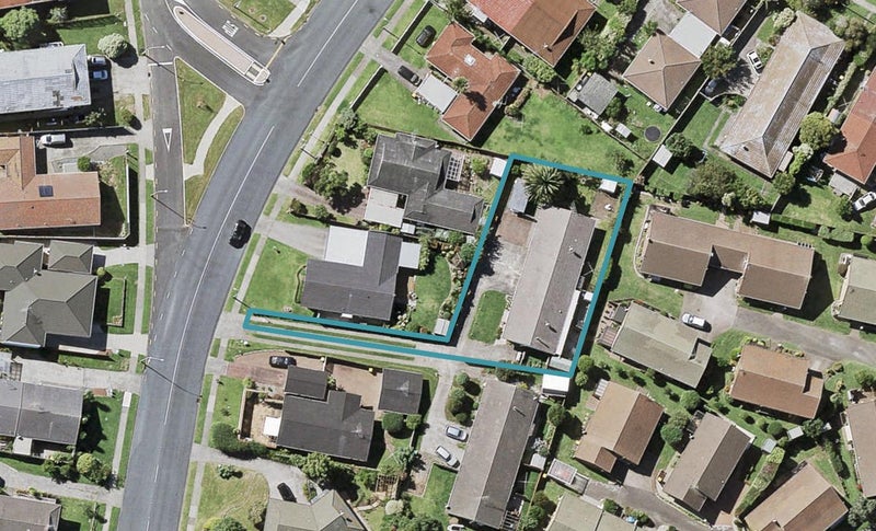 2/53 Stanniland Street, Sunnyhills, Auckland - Carousel 1