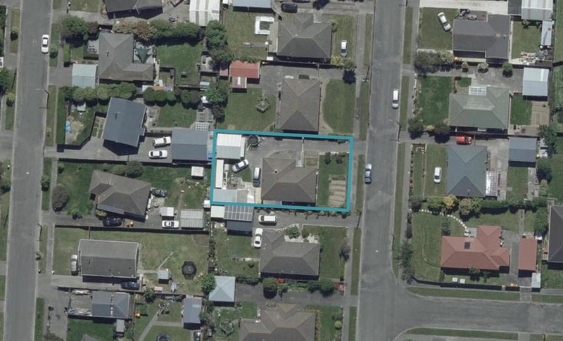 19 Fenchurch Street, Northcote, Christchurch - Carousel 1