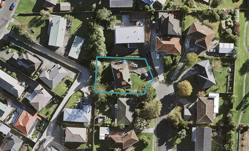 16 Hibiscus Place, Hillsborough, Auckland - Carousel 1