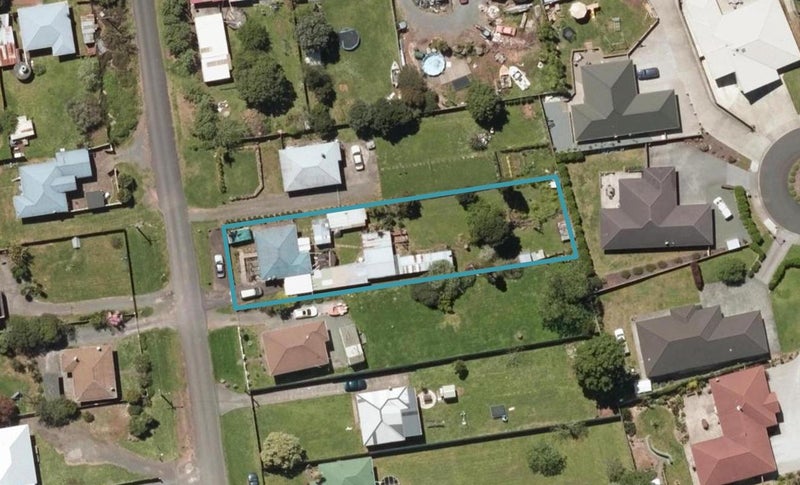 4 Pukemiro Road, Kamo, Whangarei - Carousel 1