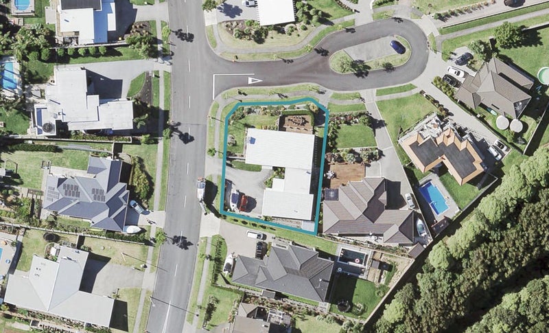 11 Constellation Avenue, Beachlands, Auckland - Carousel 1