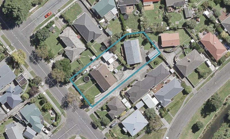 2/37 Birdwood Road, Waterloo, Lower Hutt - Carousel 1