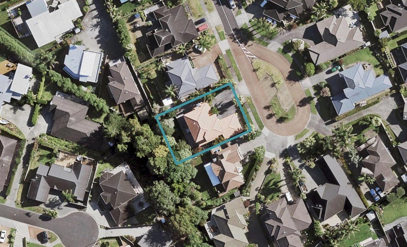 33 Byblos Place, The Gardens, Auckland - Carousel 1