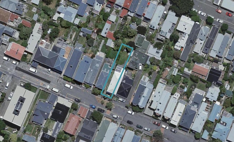 19 Queen Street, Mount Victoria, Wellington - Carousel 1