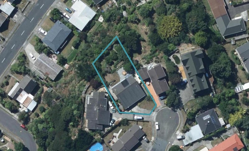 29 Kinloch Place, Papakowhai, Porirua - Carousel 1