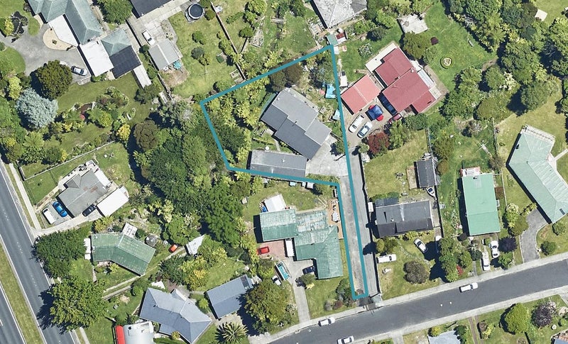 6 Amokura Street, Fairy Springs, Rotorua - Carousel 1