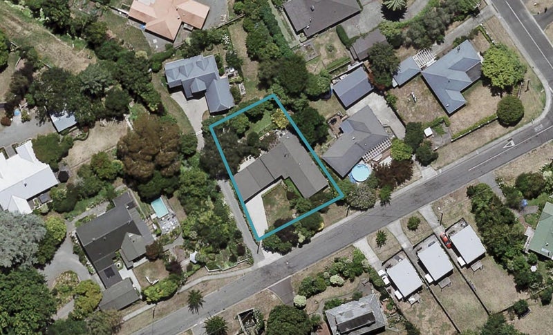4 Reynolds Road, Havelock North, Havelock North - Carousel 1