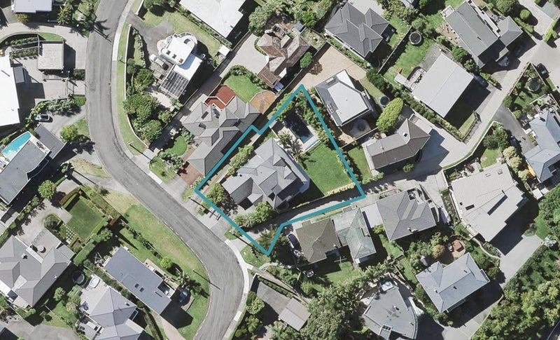 15 Eastcliffe Road, Castor Bay, Auckland - Carousel 1