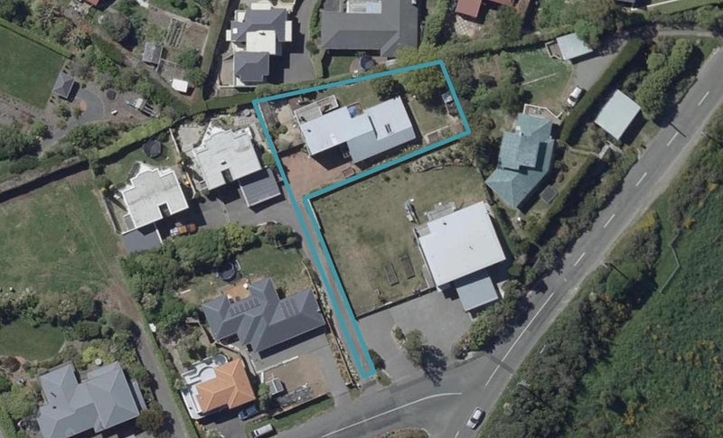 3 Madeley Road, Mount Pleasant, Christchurch - Carousel 1