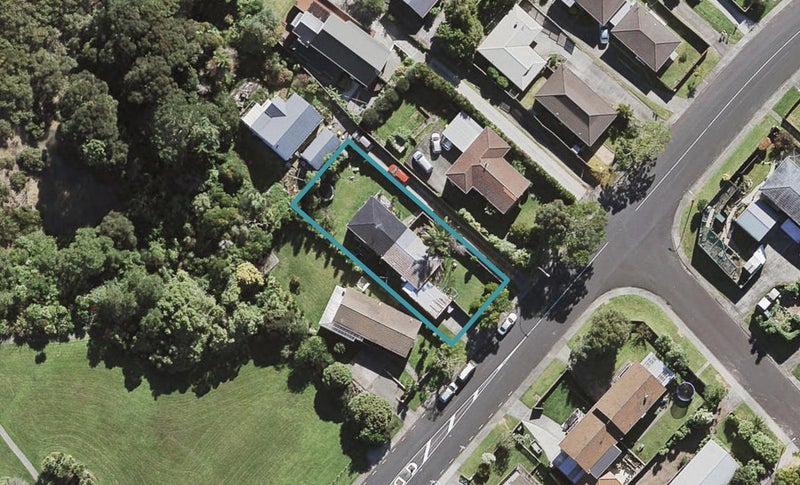 2/120 Lynn Road, Bayview, Auckland - Carousel 1