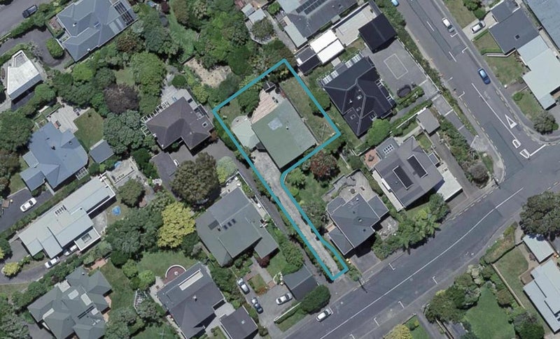 38 Everest Street, Khandallah, Wellington - Carousel 1