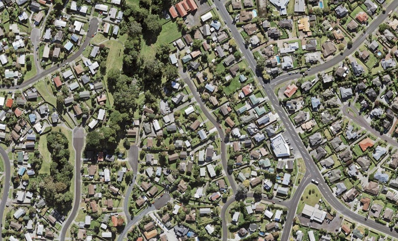 16 Edgware Road, West Harbour, Auckland - Carousel 1