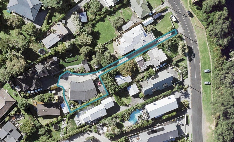 30A Marine Parade, Mellons Bay, Auckland - Carousel 1