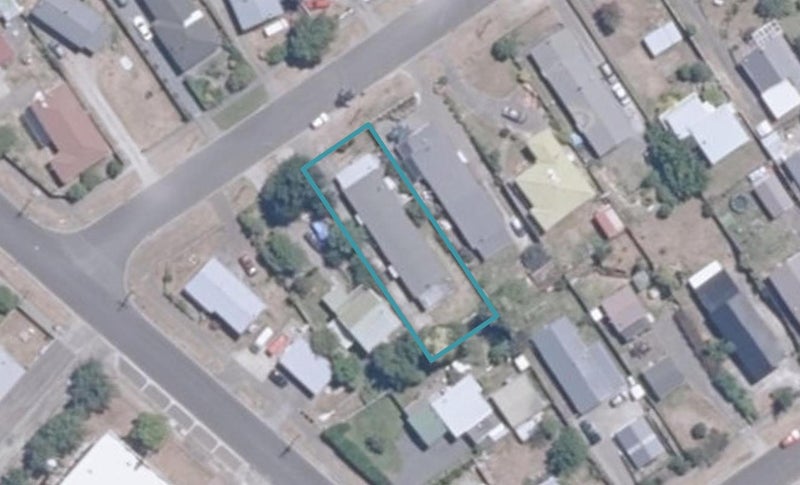2/5 Waitahanui Avenue, Taupo, Taupō - Carousel 1
