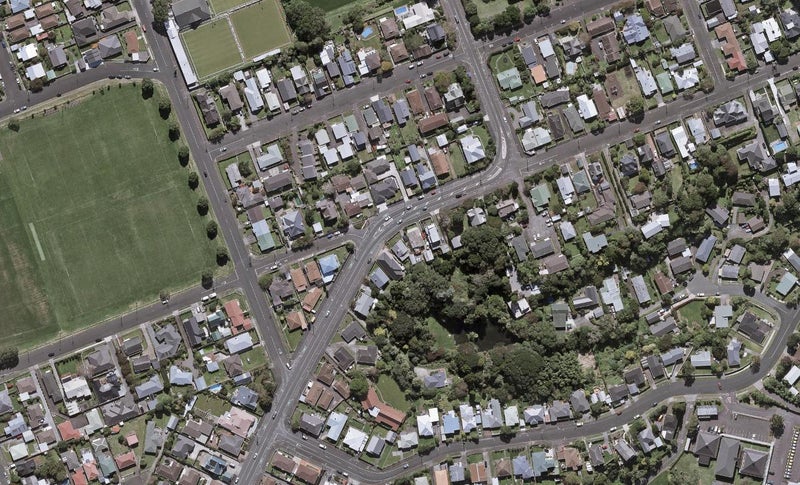 55 Wallace Place, Westown, New Plymouth - Carousel 1