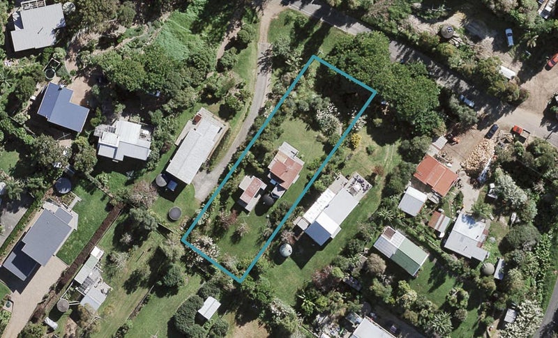11 Kuaka Road, Oneroa, Waiheke Island - Carousel 1