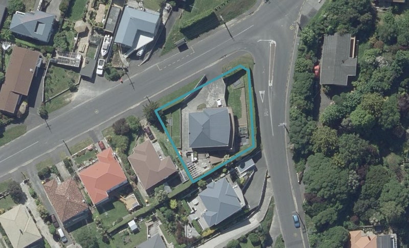 5 Aberdeen Road, Saint Clair, Dunedin - Carousel 1