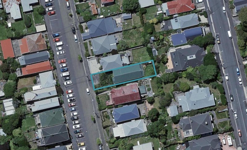 7 Hiropi Street, Newtown, Wellington - Carousel 1