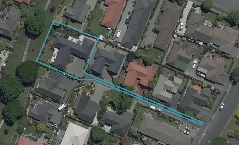 10 Cricklewood Place, Avonhead, Christchurch - Carousel 1