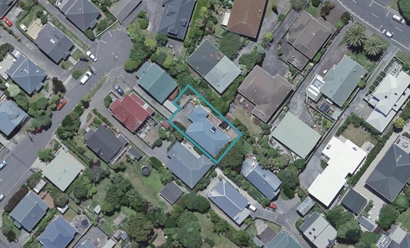 6A Pomare Street, Ngaio, Wellington - Carousel 1