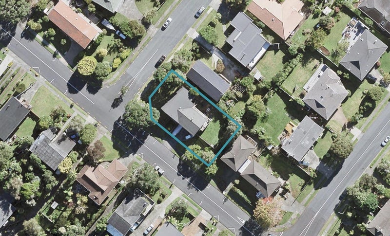 1 Stapleford Crescent, Browns Bay, Auckland - Carousel 1