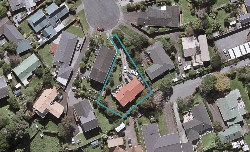 20A John Guthrie Place, Merrilands, New Plymouth - Carousel 1