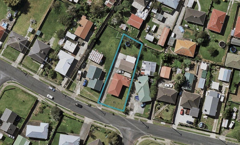 42 Capstick Road, Otara, Auckland - Carousel 1