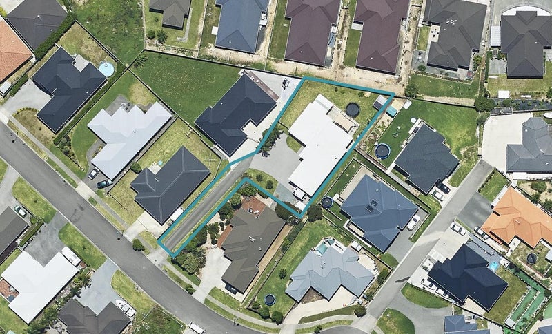 19 Amy Place, Pyes Pa, Tauranga - Carousel 1