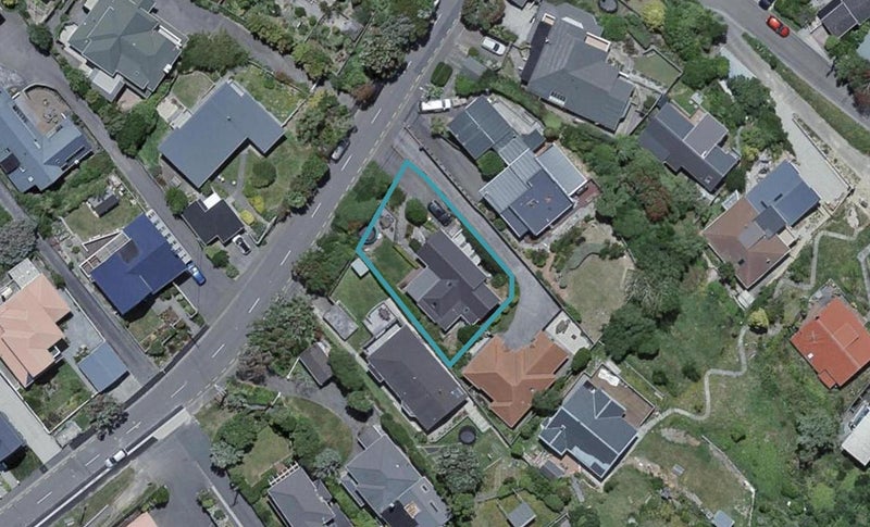 73 Jubilee Road, Khandallah, Wellington - Carousel 1