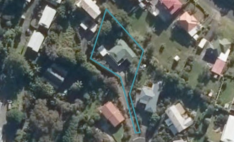 25 Handley Place, Onerahi, Whangarei - Carousel 1