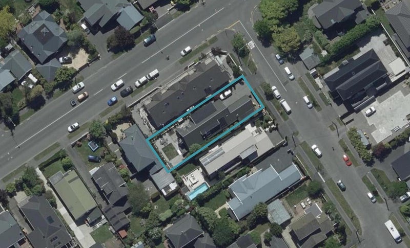 4 St Andrews Square, Strowan, Christchurch - Carousel 1
