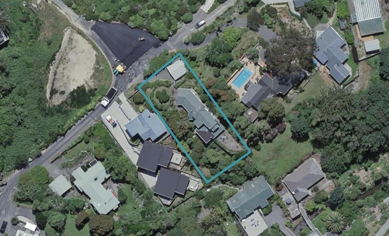 24 Glenside Road, Glenside, Wellington - Carousel 1