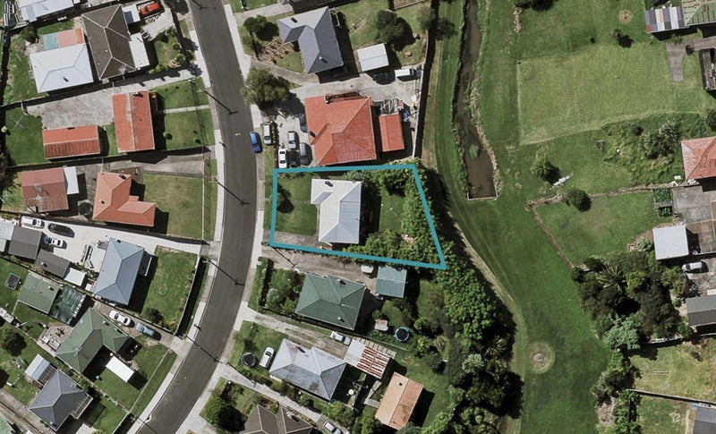 10 Tindall Crescent, Otara, Auckland - Carousel 1
