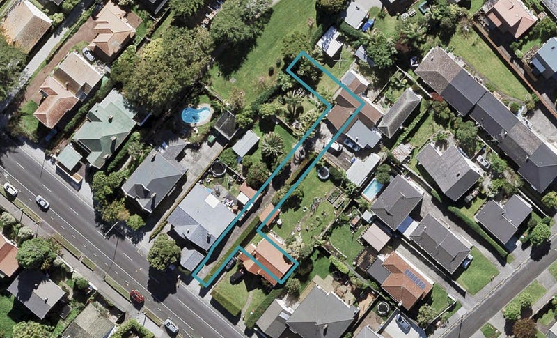 11/200 Carrington Road, Mount Albert, Auckland - Carousel 1
