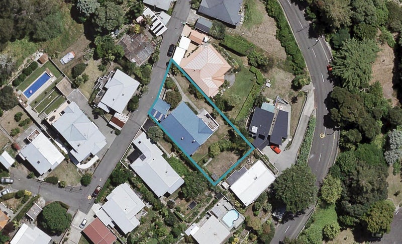 6 Lawrence Road, Hospital Hill, Napier - Carousel 1