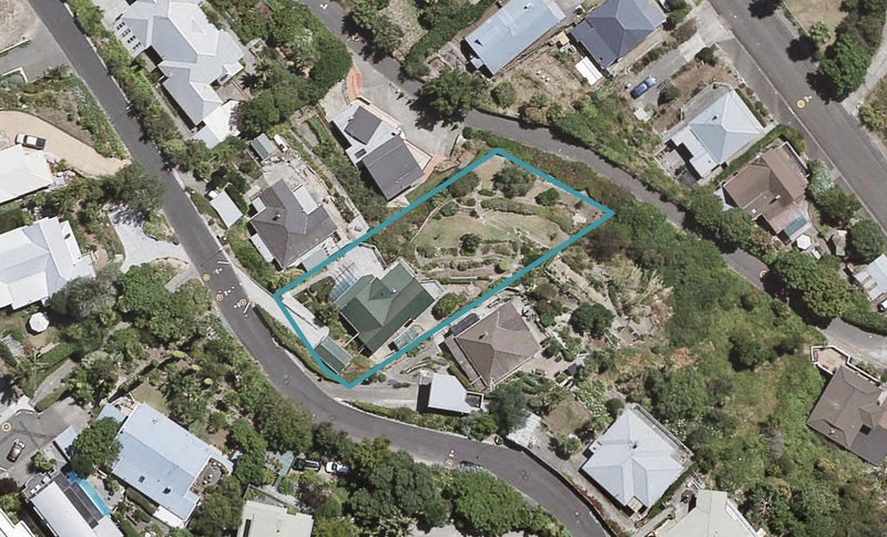 16 Seapoint Road, Bluff Hill, Napier - Carousel 1