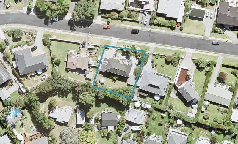 71 Pacific Parade, Army Bay, Whangaparaoa - Carousel 1