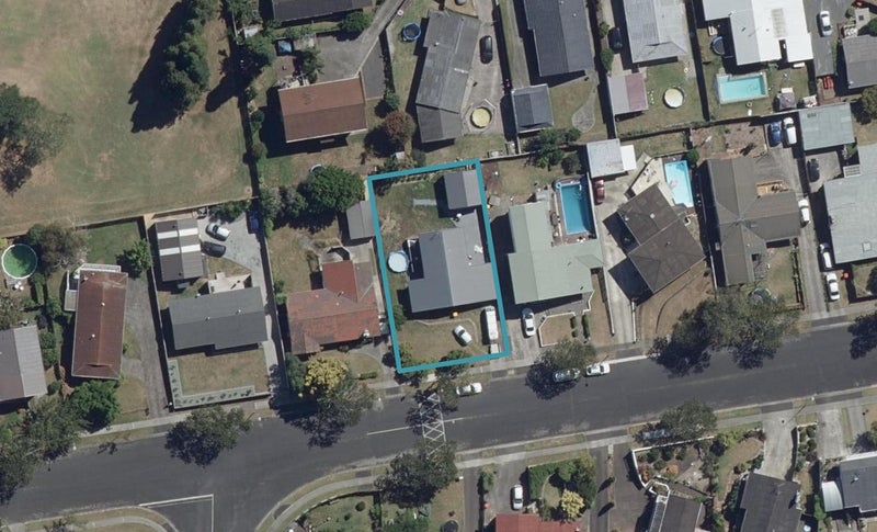 14 Amanda Avenue, Dinsdale, Hamilton - Carousel 1