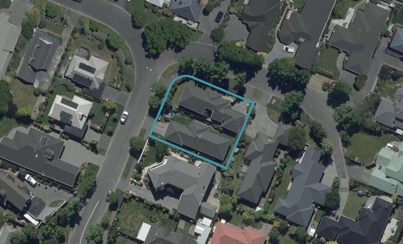 2 Amesbury Mews, Avonhead, Christchurch - Carousel 1